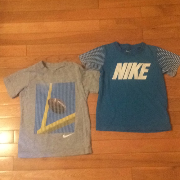 Nike Tees - Picture 1 of 6